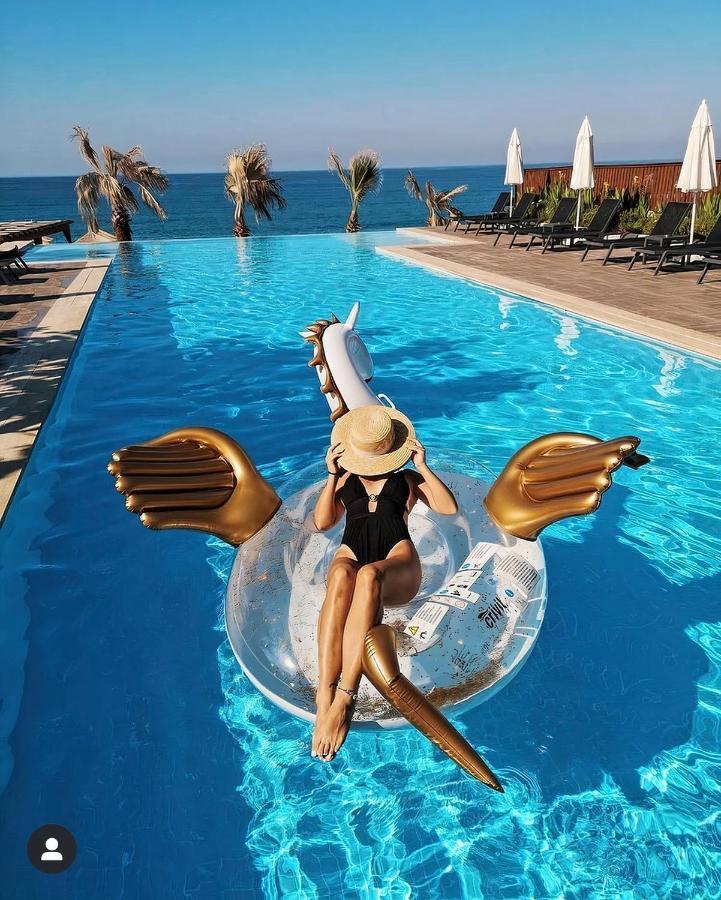 Adora Calma Beach Hotel Kızılot Exteriör bild