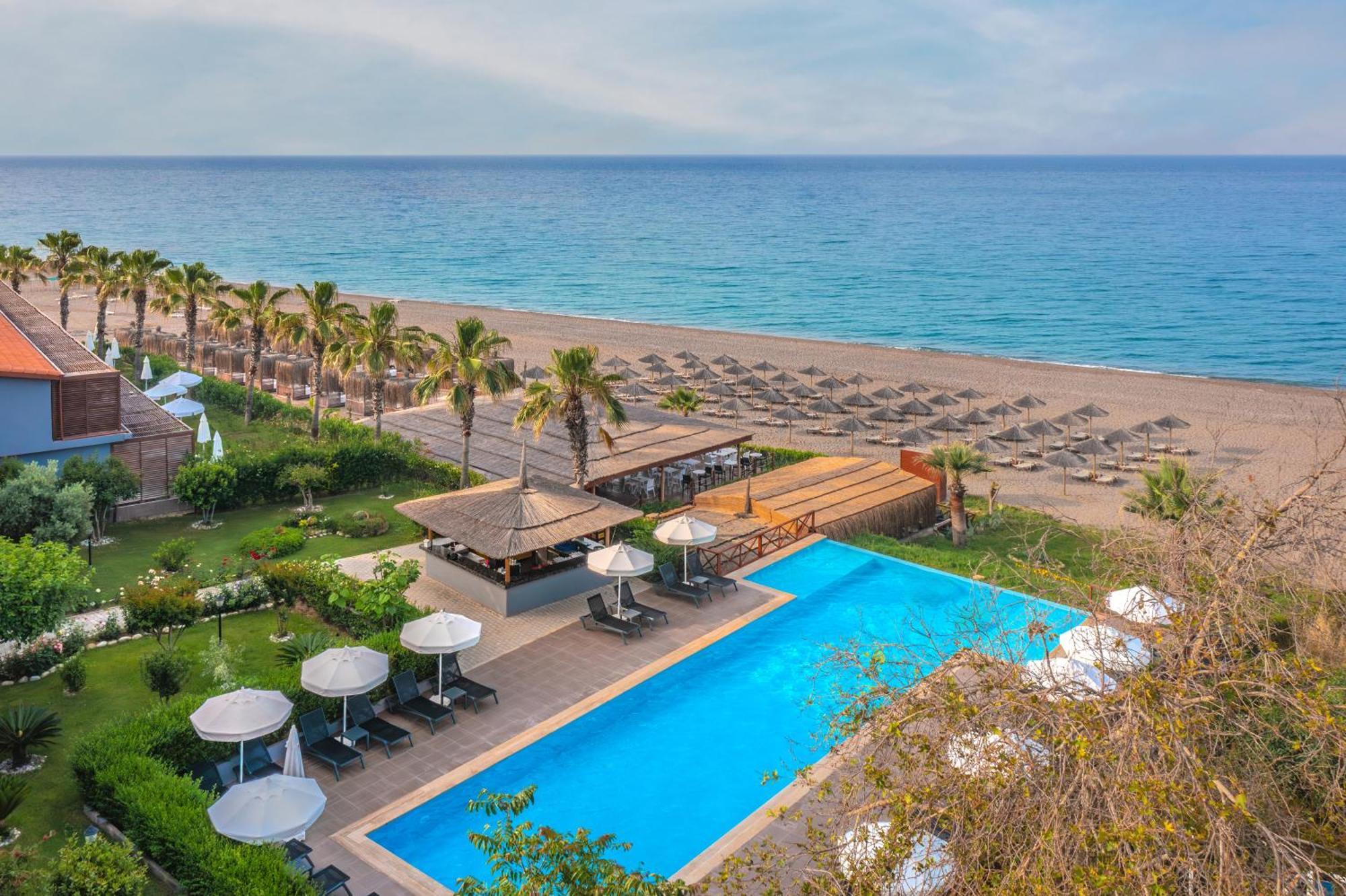 Adora Calma Beach Hotel Kızılot Exteriör bild