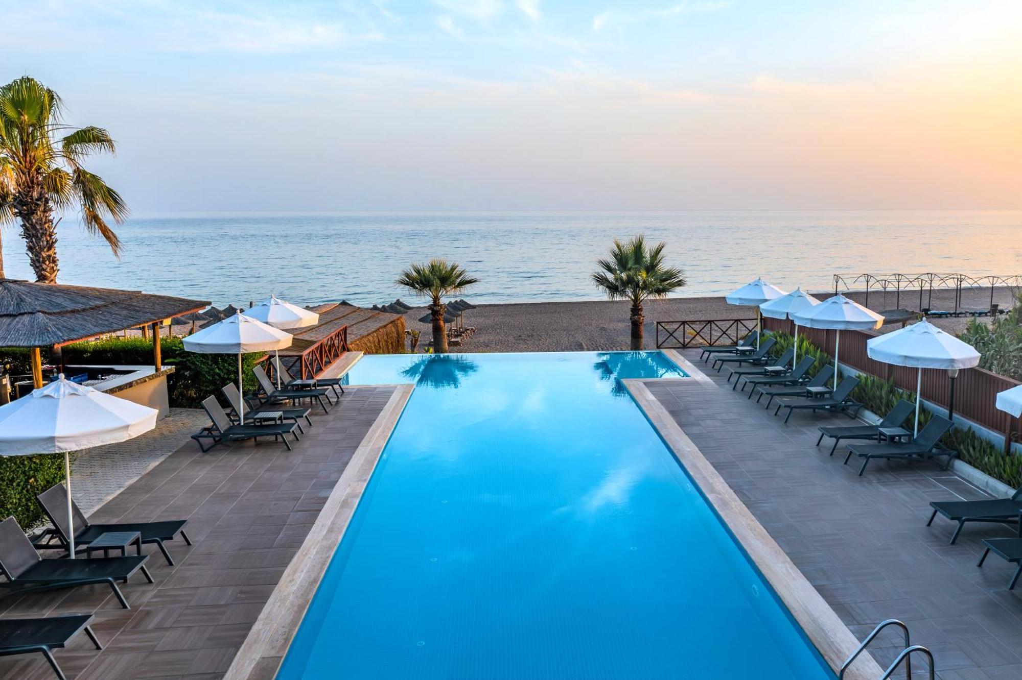 Adora Calma Beach Hotel Kızılot Exteriör bild