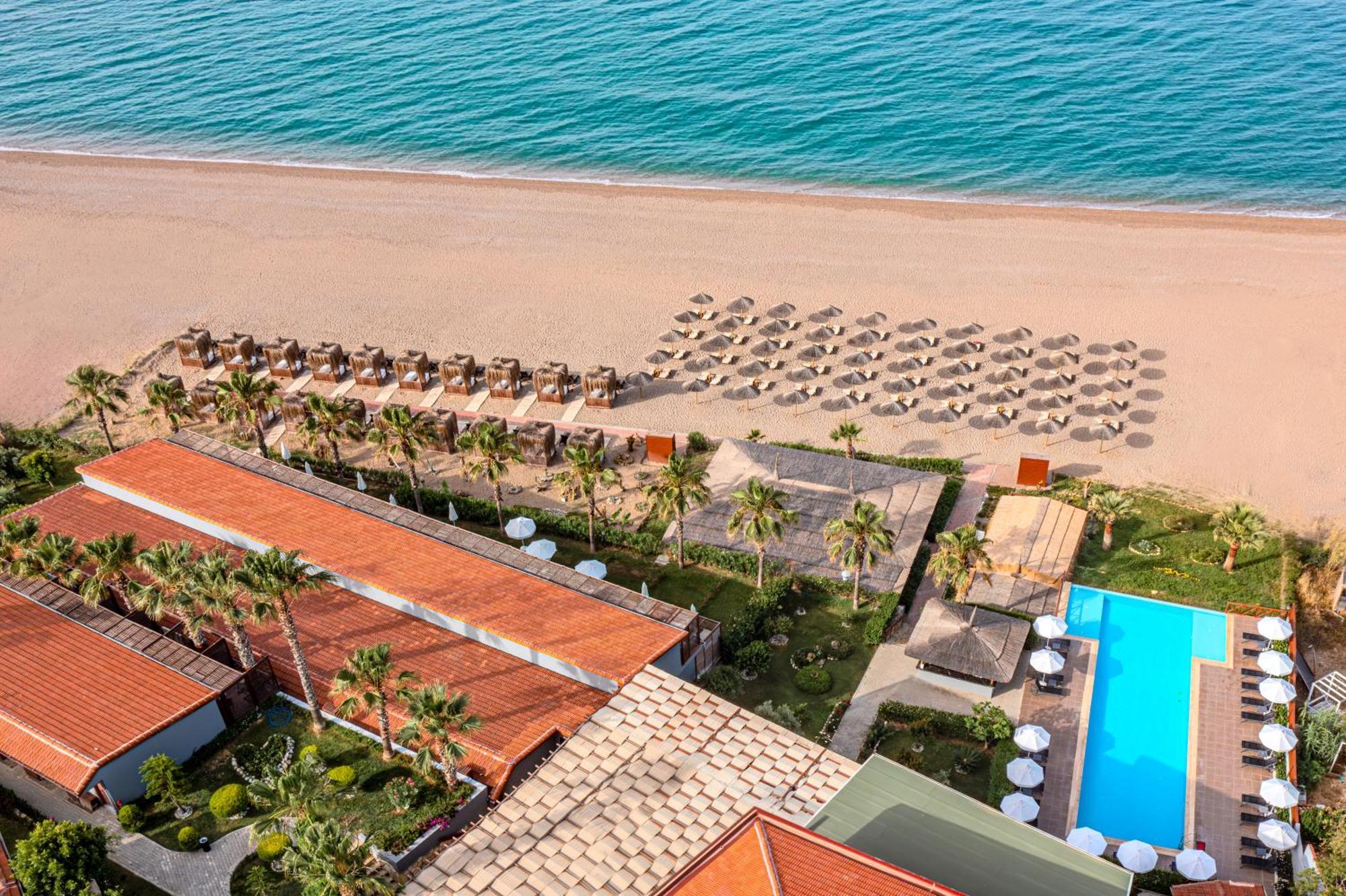 Adora Calma Beach Hotel Kızılot Exteriör bild