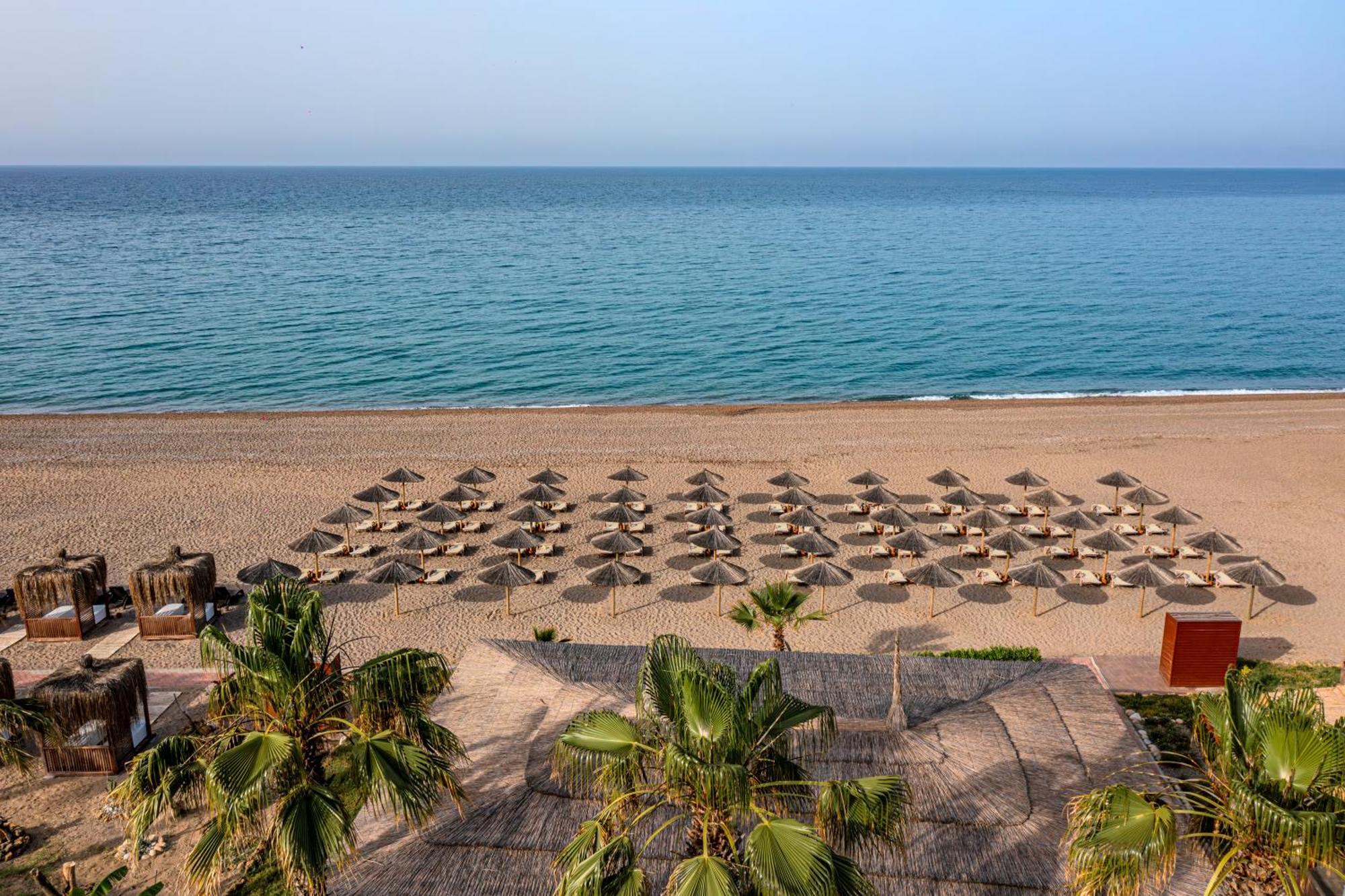 Adora Calma Beach Hotel Kızılot Exteriör bild