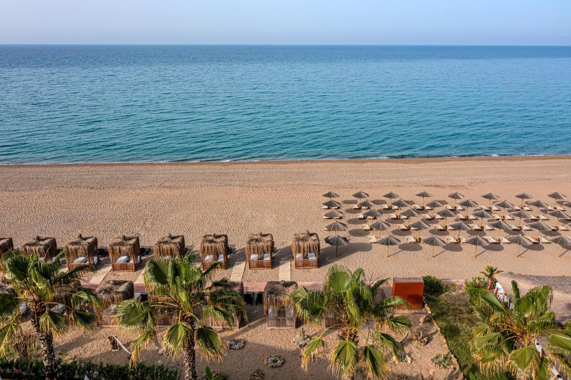 Adora Calma Beach Hotel Kızılot Exteriör bild