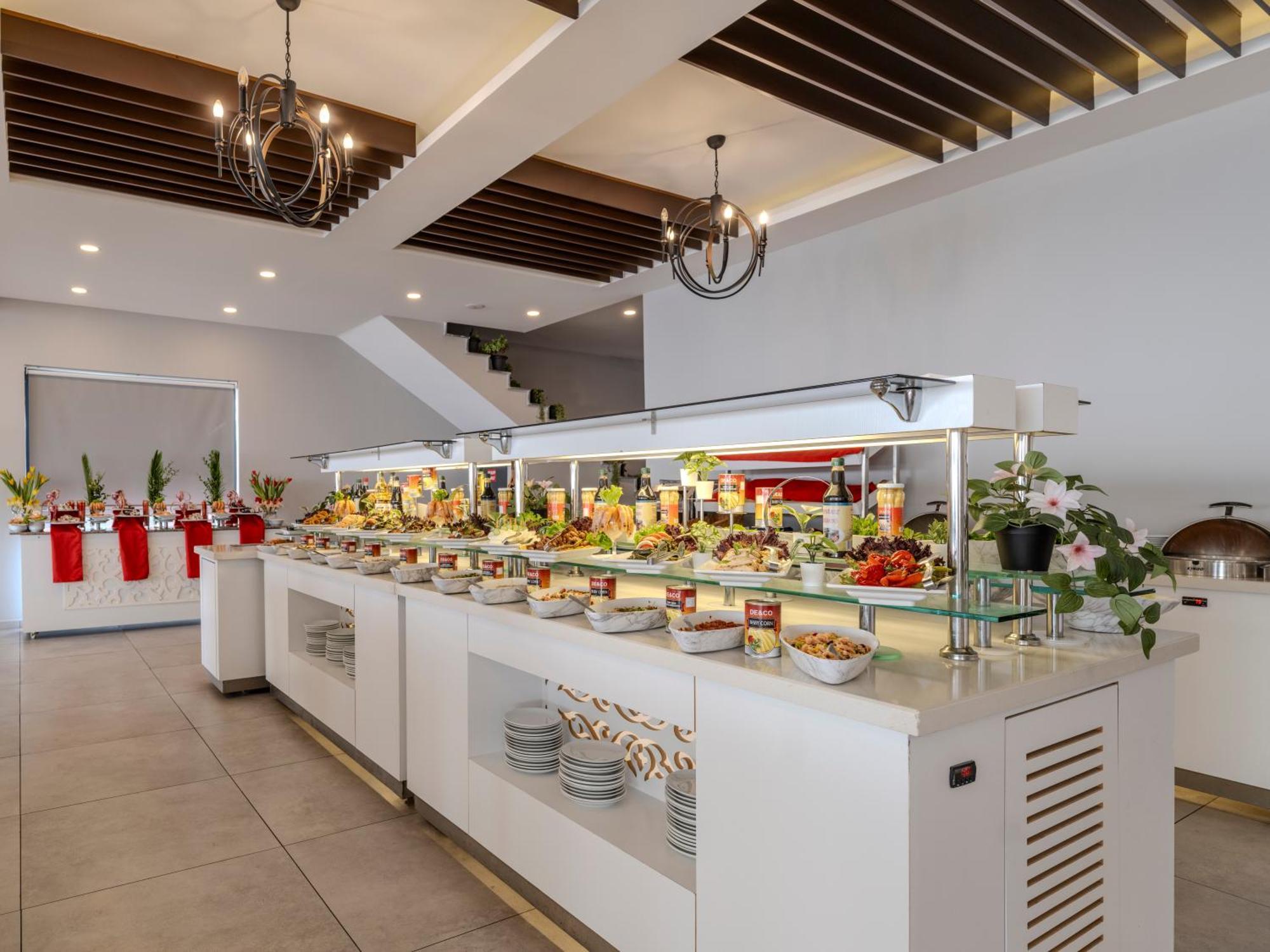Adora Calma Beach Hotel Kızılot Exteriör bild