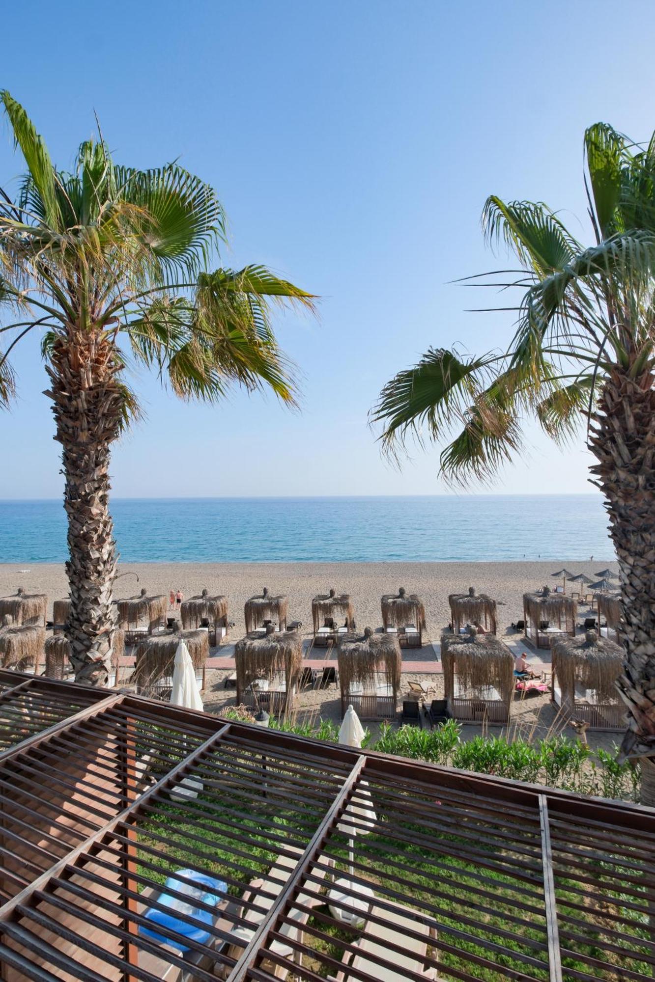 Adora Calma Beach Hotel Kızılot Exteriör bild