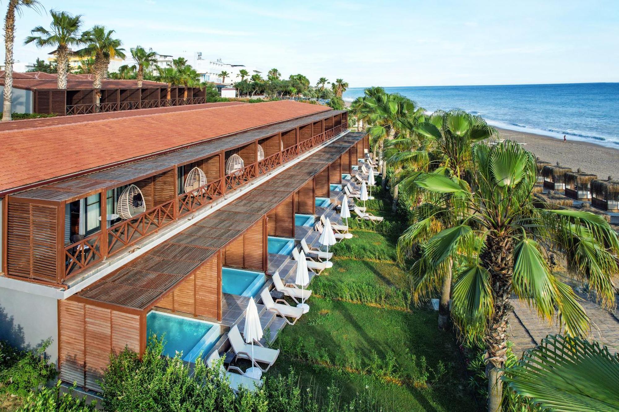 Adora Calma Beach Hotel Kızılot Exteriör bild